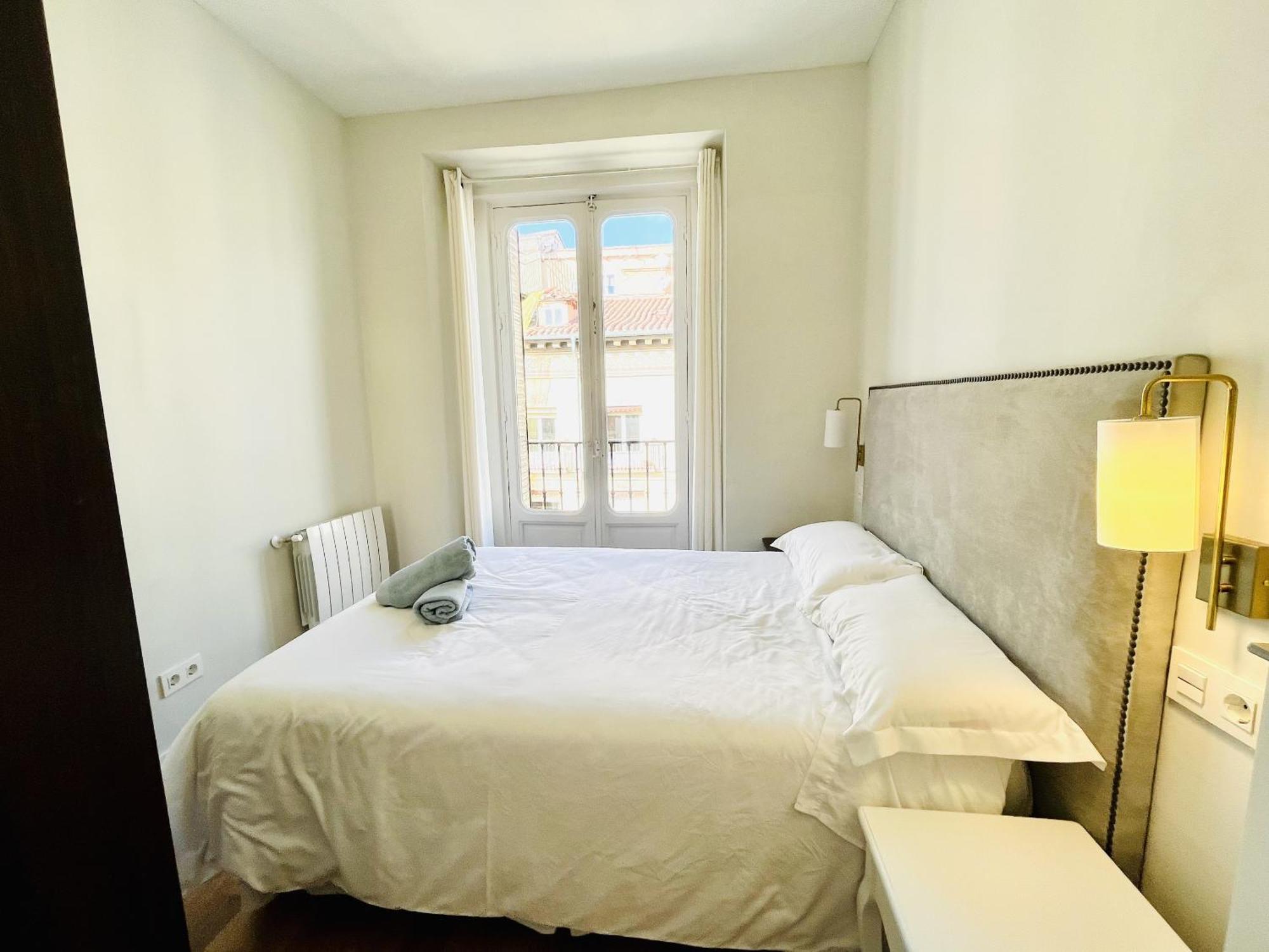Dplace To Be - Luxury Apartment In Historic Center Madrid Room photo
