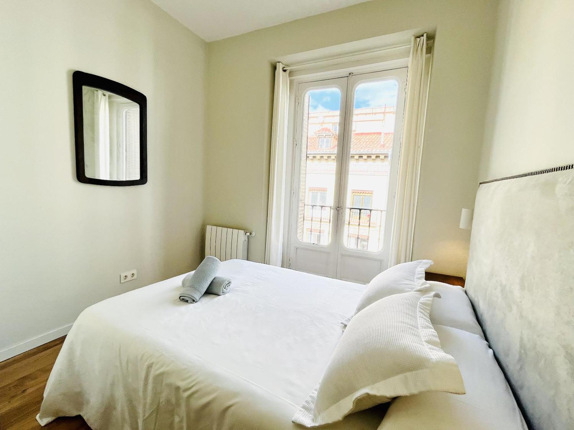 Dplace To Be - Luxury Apartment In Historic Center Madrid Room photo
