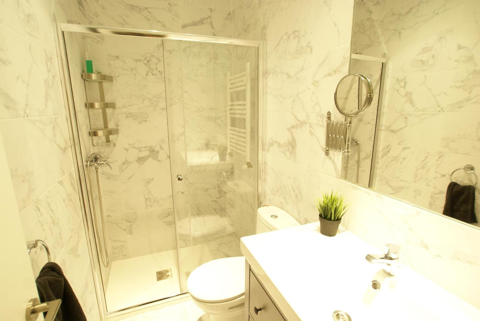 Dplace To Be - Luxury Apartment In Historic Center Madrid Room photo